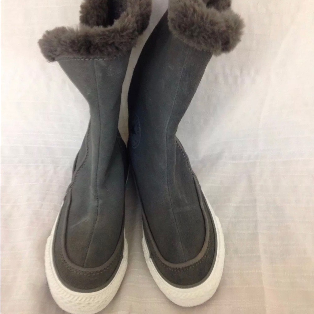 High top Fur Converse